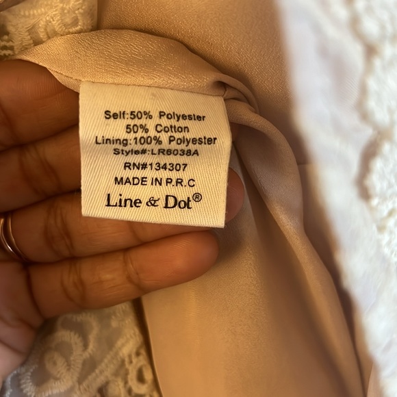 NWT Line & Dot Cream Embroidered Romper - Picture 7 of 8